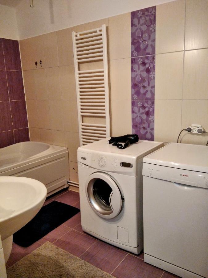 Lovely Central Apartment Braşov Buitenkant foto