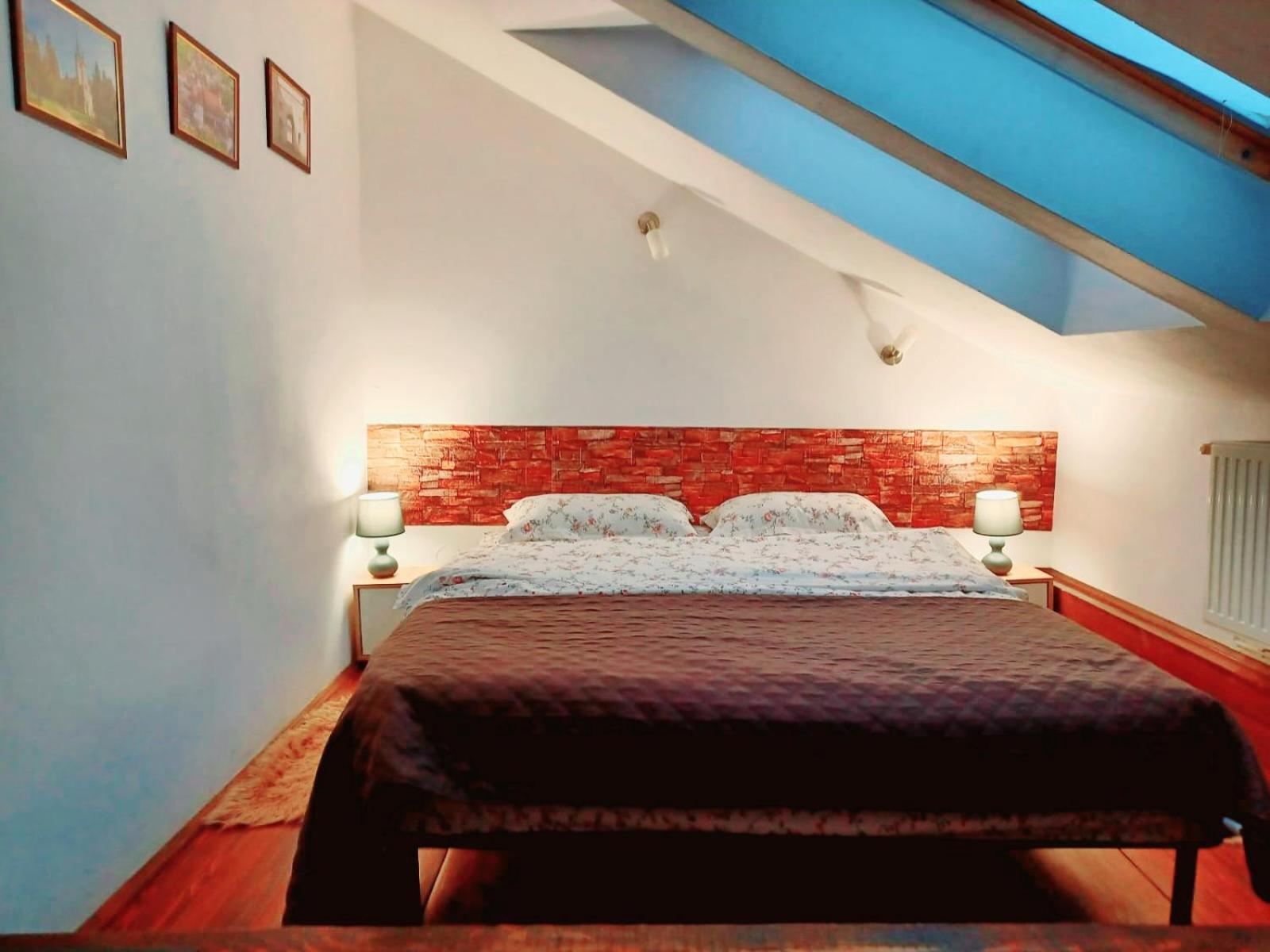 Lovely Central Apartment Braşov Buitenkant foto